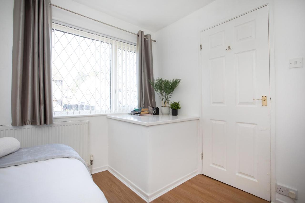 Rawmarsh House, Rotherham For Contractors & Families, Free Parking, High Speed Wifi, Etc Eksteriør bilde