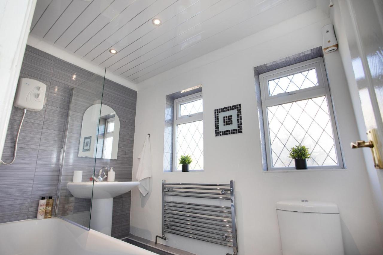 Rawmarsh House, Rotherham For Contractors & Families, Free Parking, High Speed Wifi, Etc Eksteriør bilde