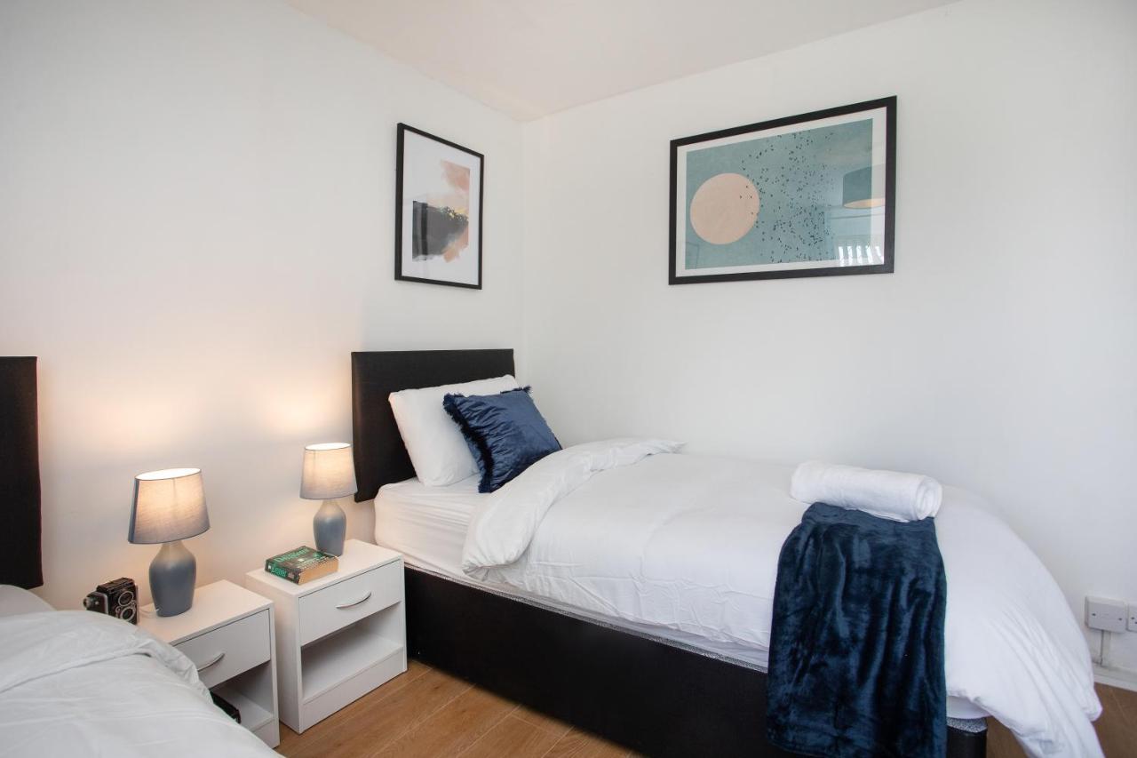 Rawmarsh House, Rotherham For Contractors & Families, Free Parking, High Speed Wifi, Etc Eksteriør bilde